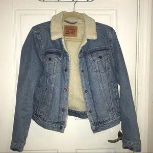 LEVIS original Sherpa trucker jacket